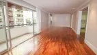 Foto 7 de Apartamento com 4 Quartos à venda, 200m² em Jardim Europa, São Paulo