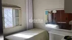 Foto 10 de Casa com 3 Quartos à venda, 140m² em Mansorur, Uberlândia