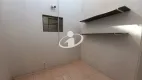 Foto 7 de Casa com 3 Quartos para alugar, 165m² em Santa Mônica, Uberlândia