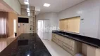 Foto 14 de Casa com 3 Quartos à venda, 198m² em Cidade Jardim, Uberlândia