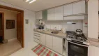 Foto 14 de Apartamento com 3 Quartos à venda, 124m² em Petrópolis, Porto Alegre