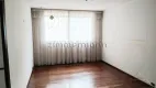 Foto 3 de Apartamento com 3 Quartos à venda, 220m² em Jardim Europa, São Paulo