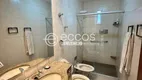 Foto 10 de Apartamento com 4 Quartos à venda, 229m² em Fundinho, Uberlândia