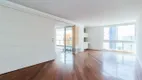 Foto 3 de Apartamento com 3 Quartos para venda ou aluguel, 212m² em Higienópolis, São Paulo