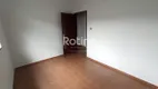 Foto 16 de Casa com 3 Quartos para alugar, 140m² em Tubalina, Uberlândia