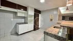 Foto 16 de Casa de Condomínio com 5 Quartos para alugar, 400m² em Alphaville Fortaleza, Fortaleza