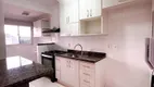 Foto 3 de Apartamento com 3 Quartos à venda, 66m² em Guanabara, Joinville