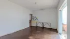 Foto 4 de Sobrado com 3 Quartos à venda, 300m² em Pacaembu, São Paulo