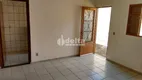 Foto 2 de Casa com 2 Quartos à venda, 60m² em Tubalina, Uberlândia