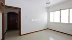 Foto 9 de Apartamento com 3 Quartos à venda, 80m² em Petrópolis, Porto Alegre