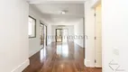 Foto 3 de Apartamento com 4 Quartos à venda, 220m² em Itaim Bibi, São Paulo