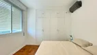 Foto 21 de Apartamento com 3 Quartos à venda, 115m² em Praia das Pitangueiras, Guarujá