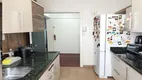 Foto 12 de Apartamento com 2 Quartos à venda, 72m² em Petrópolis, Porto Alegre