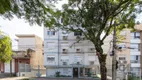 Foto 2 de Apartamento com 2 Quartos à venda, 74m² em Teresópolis, Porto Alegre