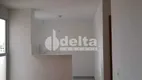 Foto 3 de Apartamento com 2 Quartos à venda, 40m² em Jardim Patrícia, Uberlândia