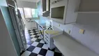 Foto 17 de Apartamento com 3 Quartos à venda, 200m² em Pitangueiras, Guarujá