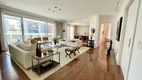 Foto 2 de Apartamento com 3 Quartos à venda, 234m² em Itaim Bibi, São Paulo