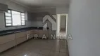 Foto 2 de Casa com 2 Quartos à venda, 280m² em Jardim Emília, Jacareí