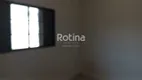 Foto 6 de Casa com 3 Quartos para alugar, 180m² em Santa Mônica, Uberlândia
