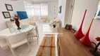 Foto 2 de Apartamento com 3 Quartos à venda, 95m² em Praia das Pitangueiras, Guarujá