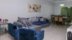 Foto 2 de Casa com 3 Quartos à venda, 225m² em Custódio Pereira, Uberlândia