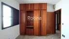 Foto 12 de Casa com 3 Quartos para alugar, 223m² em Vigilato Pereira, Uberlândia