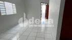 Foto 2 de Casa com 3 Quartos à venda, 200m² em Gravatás, Uberlândia