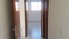 Foto 3 de Casa com 2 Quartos à venda, 75m² em Columbia, Londrina