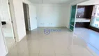 Foto 8 de Apartamento com 3 Quartos à venda, 138m² em Guararapes, Fortaleza