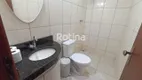 Foto 23 de Casa com 3 Quartos à venda, 182m² em Cidade Jardim, Uberlândia