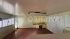 Foto 11 de Casa com 4 Quartos para alugar, 450m² em Centro, Uberlândia