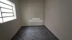 Foto 10 de Casa com 3 Quartos para alugar, 80m² em Osvaldo Rezende, Uberlândia