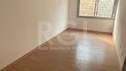 Foto 4 de Apartamento com 2 Quartos à venda, 62m² em Medianeira, Porto Alegre