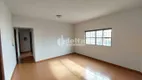 Foto 2 de Apartamento com 3 Quartos à venda, 81m² em Presidente Roosevelt, Uberlândia