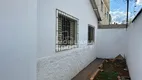 Foto 11 de Casa com 3 Quartos para alugar, 60m² em Santa Mônica, Uberlândia