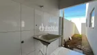 Foto 5 de Casa com 3 Quartos à venda, 67m² em Jardim Canaã, Uberlândia