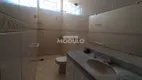 Foto 15 de Casa com 5 Quartos à venda, 300m² em Umuarama, Uberlândia