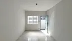 Foto 2 de Casa com 2 Quartos para alugar, 60m² em Brasil, Uberlândia