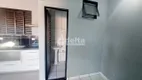 Foto 23 de Casa com 3 Quartos à venda, 180m² em Cidade Jardim, Uberlândia