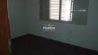 Foto 3 de Casa com 2 Quartos para alugar, 120m² em Martins, Uberlândia