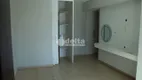 Foto 5 de Apartamento com 3 Quartos para alugar, 120m² em Fundinho, Uberlândia
