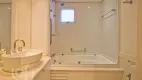 Foto 29 de Apartamento com 3 Quartos à venda, 155m² em Moema, São Paulo