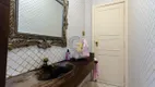 Foto 34 de Sobrado com 5 Quartos para alugar, 500m² em Sumaré, São Paulo