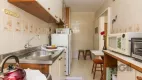 Foto 11 de Apartamento com 3 Quartos à venda, 87m² em Petrópolis, Porto Alegre