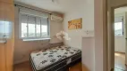 Foto 2 de Apartamento com 3 Quartos à venda, 62m² em Cristal, Porto Alegre