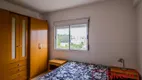 Foto 6 de Apartamento com 3 Quartos para alugar, 66m² em Santo Antônio, Porto Alegre
