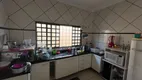 Foto 6 de Casa com 3 Quartos à venda, 200m² em Jardim Guanabará, Dourados