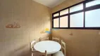 Foto 32 de Apartamento com 3 Quartos à venda, 210m² em Pitangueiras, Guarujá