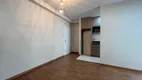 Foto 2 de Apartamento com 3 Quartos à venda, 65m² em São Vicente, Londrina