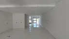 Foto 7 de Sobrado com 3 Quartos à venda, 300m² em Bom Jesus, São José dos Pinhais